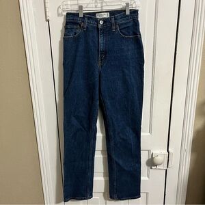 Abercrombie & Fitch Ultra High Rise curve love 90s straight Jeans - Dark Blue